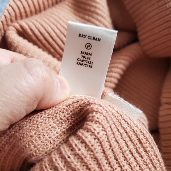 *Clearance*❗❗  Ann Taylor Light Orange Spring Dress - Picture 7 of 8